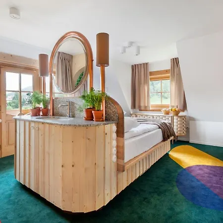 Dom Krzeptówki 133 *